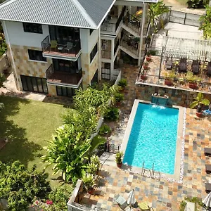  Apartment Lodoicea